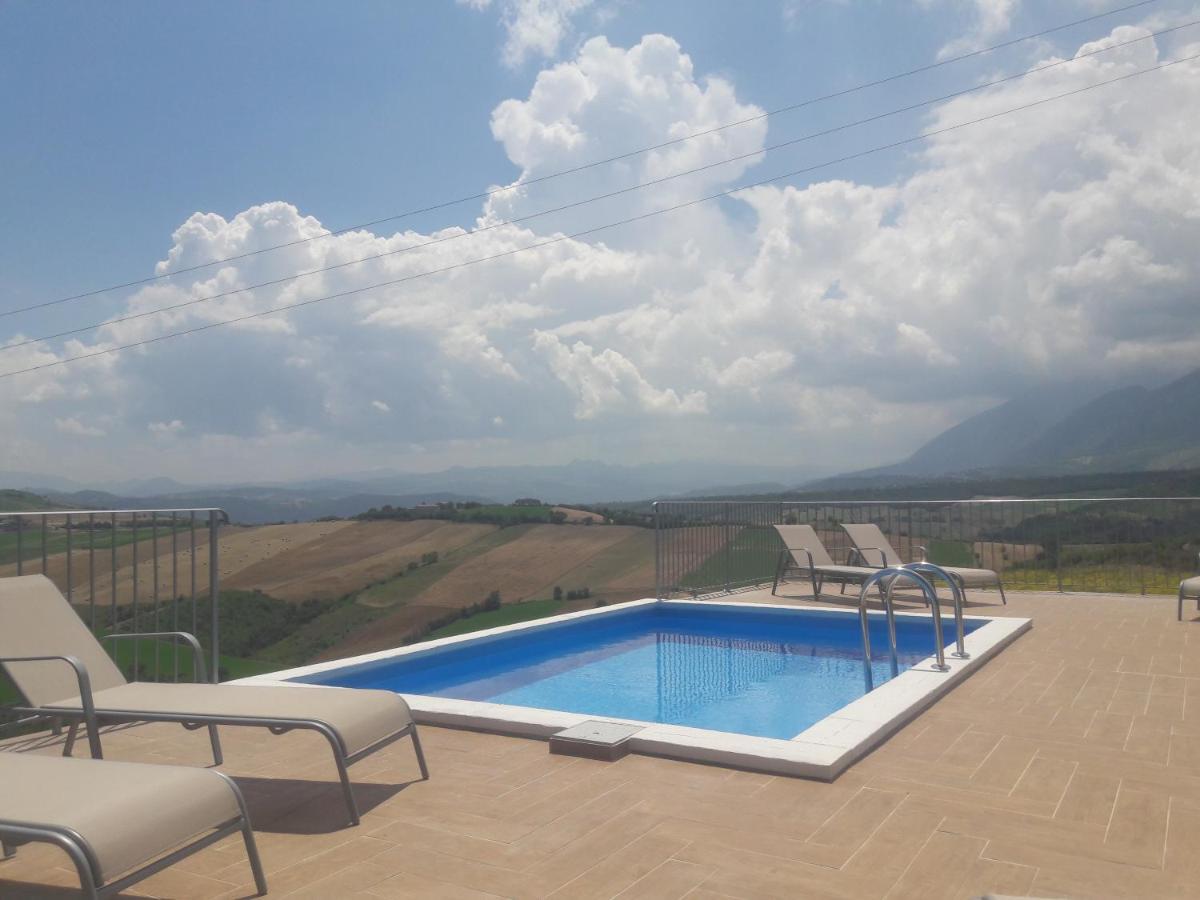 Casa Con Vista Holiday Rentals, Honeysuckle Guardiagrele Exterior photo